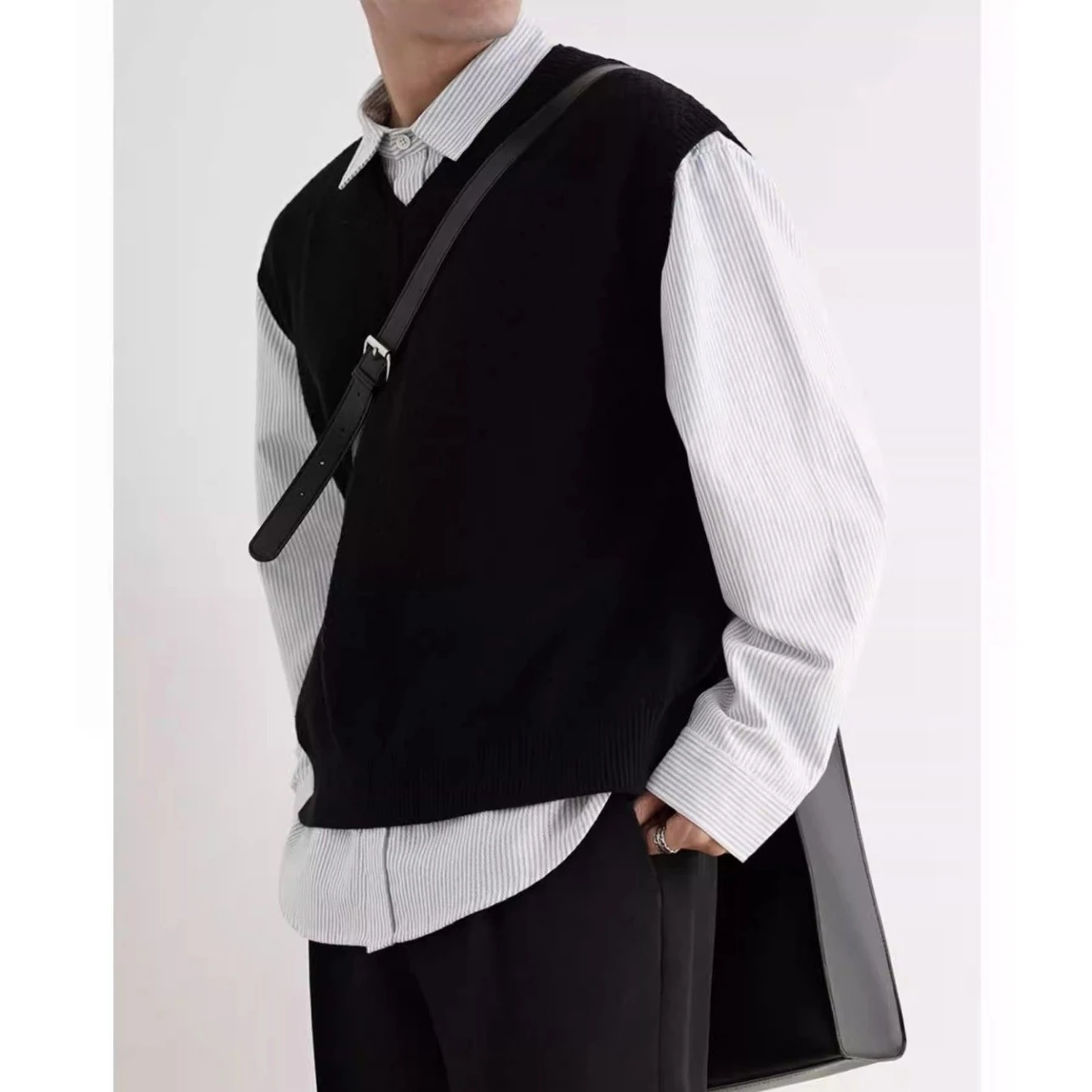 2024 Vroege Herfst Eenvoudige  - Men'S Fashion V Neck Sweater recensie en prijs